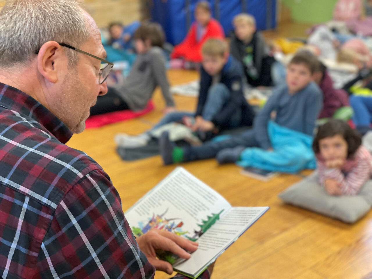 Vorlesetag 2022: Zauberer Rutzeputz in Bechtolsheim